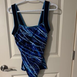 ADD ANY 🔟 ITEMS PRICED 🔟 OR LESS TO YOUR BUNDLE AND ITLL ONLY COST YOU 4️⃣0️⃣